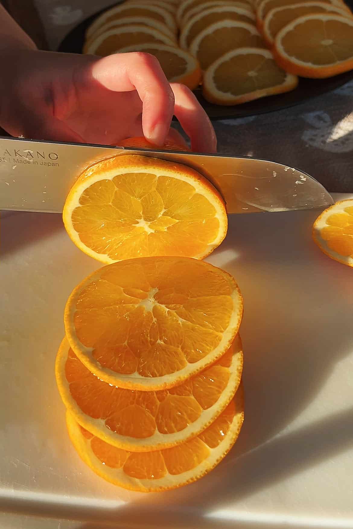 EASY CHOCOLATE-DIPPED ORANGES