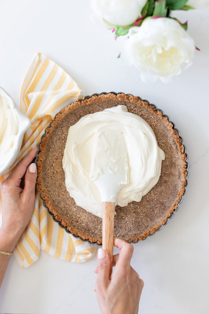 DIY KIWI YOGURT TART WITH JUST 6 INGREDIENTS